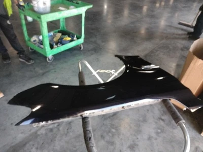 2012 BMW 750i Right Fender OEM Used 430021 127K Miles 4DR SED - Image 1 of 2