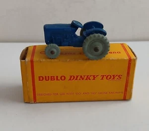Dinky Toy Dublo 069 Massey Harris-Ferguson Tractor. BOXED - Picture 1 of 12