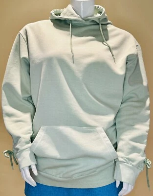 Guess Women’s Hooded Green Sweater with Pockets. (B.76) - Image 1 of 4