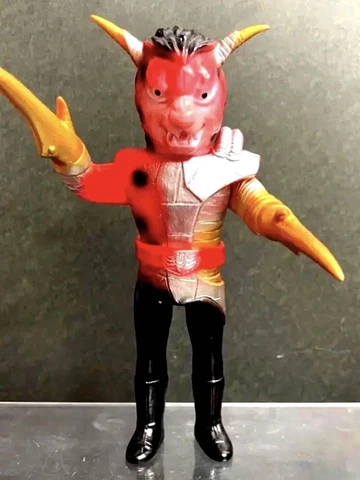 Retro Antique Rare Item TV Hero Scissors Jaguar Soft Vinyl Toei Medicom Toy Cover