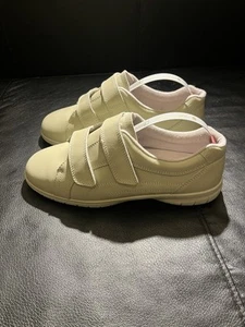 Zapatos cómodos Free-Step de cuero crema para mujer ajuste ancho cierre táctil Reino Unido 6 - Imagen 1 de 11