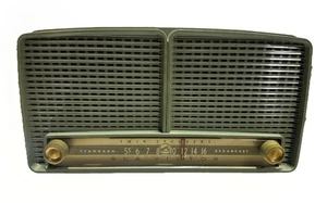 RARE RCA Victor Green Superheterodyne Tube Radio 9-XL-1H w/ Lighter Working - Picture 1 of 4