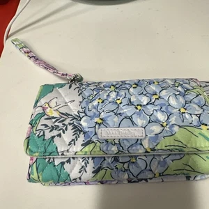 Vera Bradley RFID Akkordeon Handgelenktasche HAPPY HORTENSIEN UVP $ 75 ~ Neu mit Etikett - Bild 1 von 8