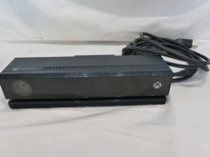 Kinect for Microsoft Xbox One - Model 1520 - Picture 1 of 12