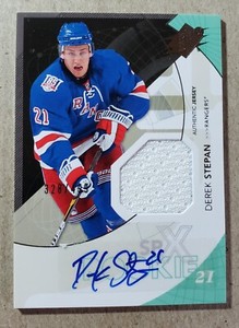 2010-11 SPx Derek Stepan Auto Jersey Rookie /499 New York Rangers #192 RC