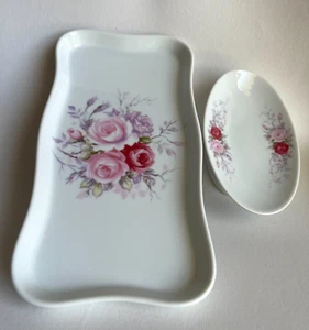 Vintage Red Pink Roses Ceramic Pedestal Soap Dish & Trinket Tray Set Japan - Picture 1 of 9