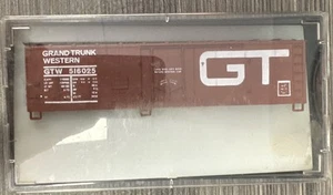 Zug Miniatur HO Bausatz #3209 40’ Plug Door Box Car Grand Trunk Western NOS - Bild 1 von 3