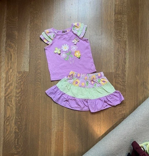 Gymboree JARDÍN NARCISO 12-18 Meses Flor Púrpura Top/Skort Set Foto 1 de 1