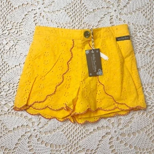 NWT Matilda Jane Girls 8 Years Enchanted Garden Yellow Eyelet Ramona Shorts - Picture 1 of 4