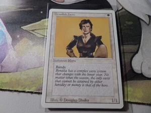 1994 Magic: The Gathering - Revised Edition Benalish Hero Vintage - Picture 1 of 1