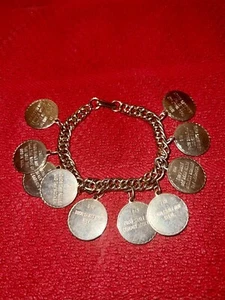 Vintage Goldtone Ten Commandments Charm Bracelet - Foto 1 di 4