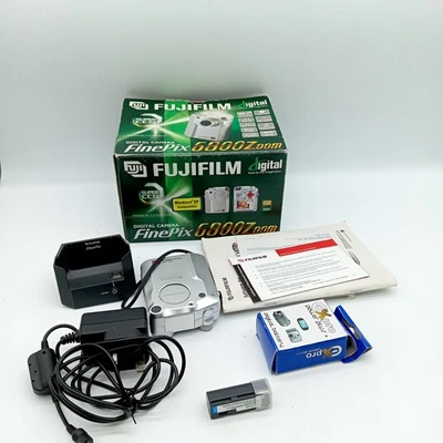 Fujifilm FinePix 6800Zoom 3.3MP Digital Camera Silver Designed By Porsche - Image 1 of 4