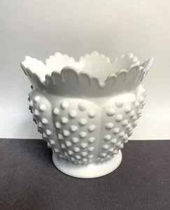Vintage Fenton White Milk Glass Hobnail Jardiniere Planter Vase 6" Tall - Picture 1 of 4