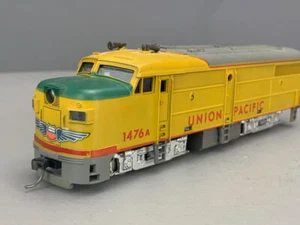 HO Model Power 824 FA 2 Union Pacific #1476A Powered HO5015 - Picture 1 of 10