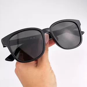 Gucci Women Sunglasses Black Grey Square GG0637SK 001 NEW - Picture 1 of 13