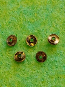 Rare ETA 280.002 NOS Original Swiss Hour Wheel, Standard Height. Goldtone. - Picture 1 of 2