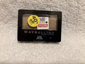 Maybelline Eyeshadow 2205 Royal Nice - Picture 1 of 2