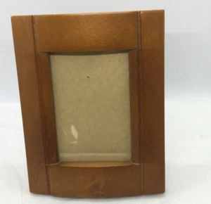 Cornice portafoto in legno free standing o da appendere a parete leggera regge 11 cm x 7,5 cm - Foto 1 di 11