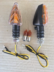 Black Long Arrows 80x30 Bulbs for MV AGUSTA Turismo Veloce 800 - RVS #1 - Picture 1 of 3