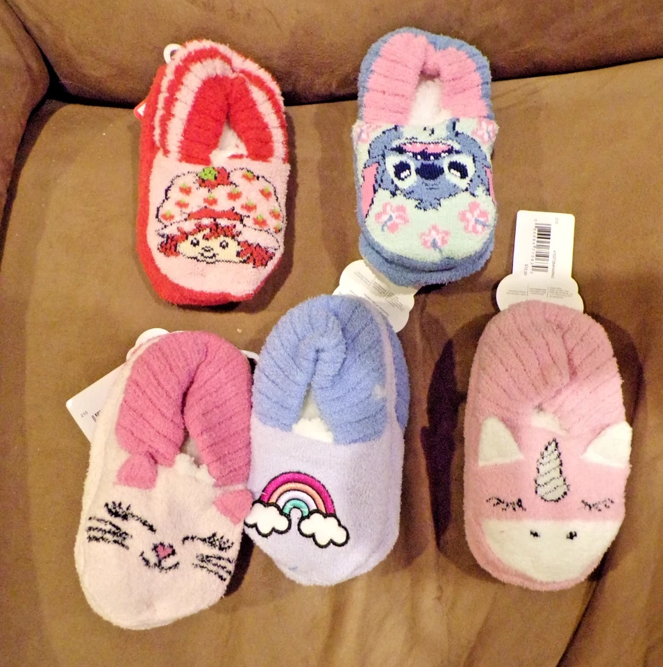 Personaje o Animal Fuzzy Babbas~Zapatilla Forrada Sherpa Niña~Talla 7.5-3.5~Nueva Foto 1 de 1