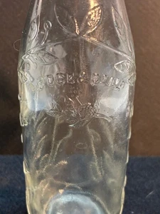 Antike Rose Bottling Co Sodaflasche - Bild 1 von 5