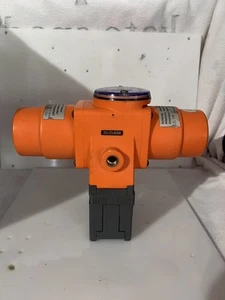 Georg Fischer Pneumatic PVC Actuator QTY 1 - Picture 1 of 17