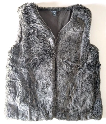 Eddie Bauer Bumble Vest, Women's Medium, Fossil Gray, Acrylic Faux Fur - Image 1 of 4
