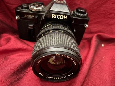 Lente Ricoh XR -7 XR Rikenon 1 "3,5 35-70 mm macro D 58 Testada, nova bateria - Imagem 1 de 4
