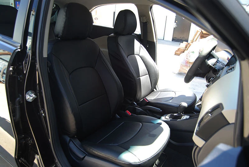 FUNDAS DE ASIENTO KIA RIO 2012-2013 IGGEE S. CUERO AJUSTE PERSONALIZADO 13 COLORES Foto 1 de 1