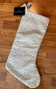 ELEGANTE TAHARI HOME~MEDIAS DE NAVIDAD CON CUENTAS~MARFIL~ADORNADAS PLATEADAS~NUEVAS CON ETIQUETAS - Imagen 1 de 3