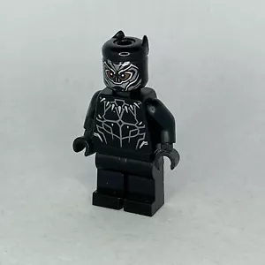 Black Panther minifigure claw necklace LEGO Marvel Super Heroes 76100 76103 - Picture 1 of 3