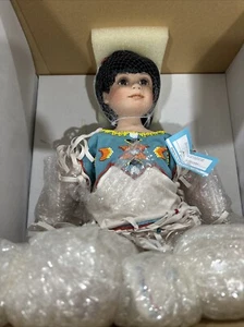 Ashton Drake “wisdom Of The Wolf Spirit”  Porcelain Native American Doll W/wolf - Picture 1 of 12