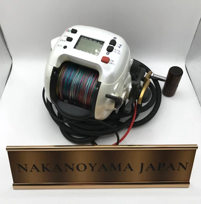 Shimano DENDOU MARU 3000R Used w/ Cable From Japan - Image 1 of 4