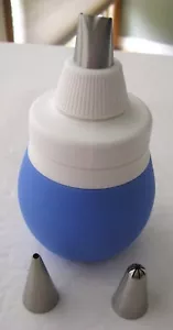 Prepworks by Progressive 4 Pc Blue Decorating Kit Frosting Bulb w/3 Piping TiPs - Picture 1 of 3