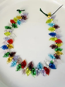 Vintage bunte Blatt Glasperlen Strang 12 Zoll - Bild 1 von 5