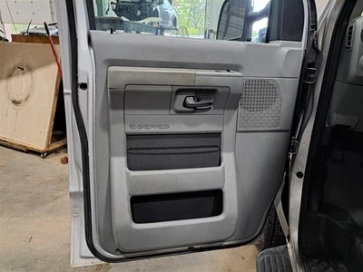Ford Van 350 Superduty 2010 lado del conductor puerta delantera interior panel de moldura gris Foto 1 de 4