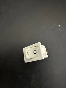 IBM Wheelwriter PARTE # 1181077 interruptor de encendido y apagado para PERSONAL WW NUEVO GENUINO - Imagen 1 de 7