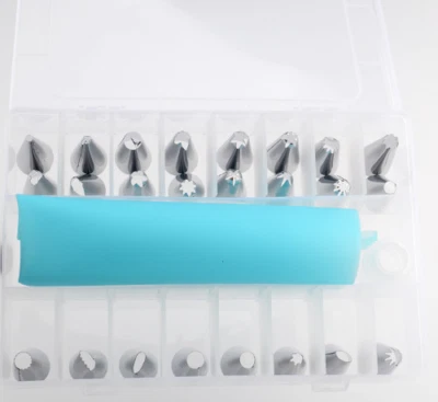 24pcs Icing Decorating Set Cake Decoration Equipment Pastry Bag + Piping Nozzles - Image 1 of 4