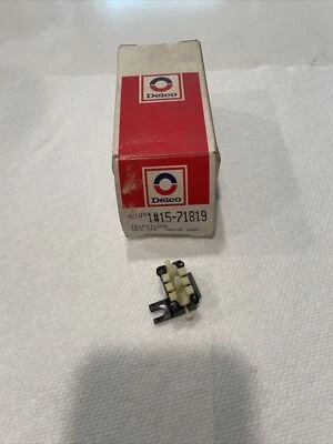 New GM 16131280 Heater Vacuum Valve 1990-95 Chevrolet Astro GMC Safari  - Image 1 of 4