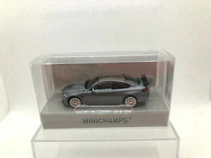 MINICHAMPS 1:87 BMW M4 GTS 2016 GRIGIO OPACO E RUOTE ARANCIONI - Foto 1 di 4