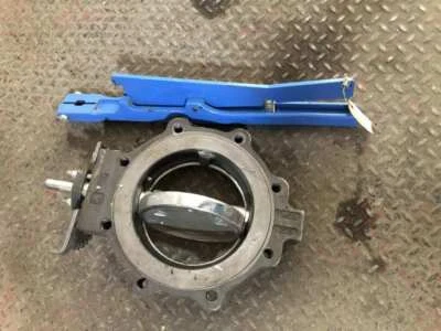 Válvula mariposa oblea de acero Jamesbury 8", manual 8 orejetas 316SS disco 285-230 PSI Foto 1 de 4