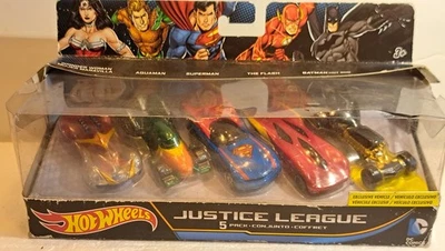 HOTWHEELS & DC Comic Justice League - 5 Cars: Superman, Batman, Aquaman, MORE!! - Image 1 of 4