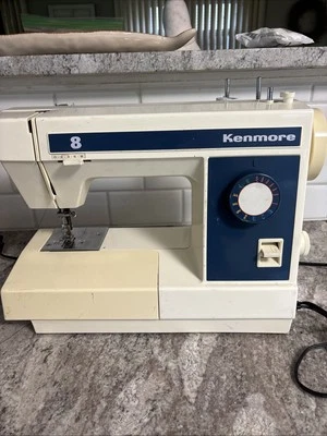 Kenmore / Janome 8 стежок 158.1255180 швейная машина с педалью - работает отлично! Б/у в отличном состоянии - Изображение 1 из 4