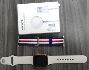 Apple Watch A2353 SE GPS + LTE 40mm Gold Watch - Photo 1 sur 5