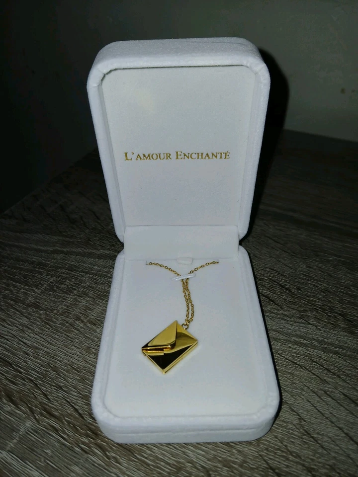 collar joyería Foto 1 de 2