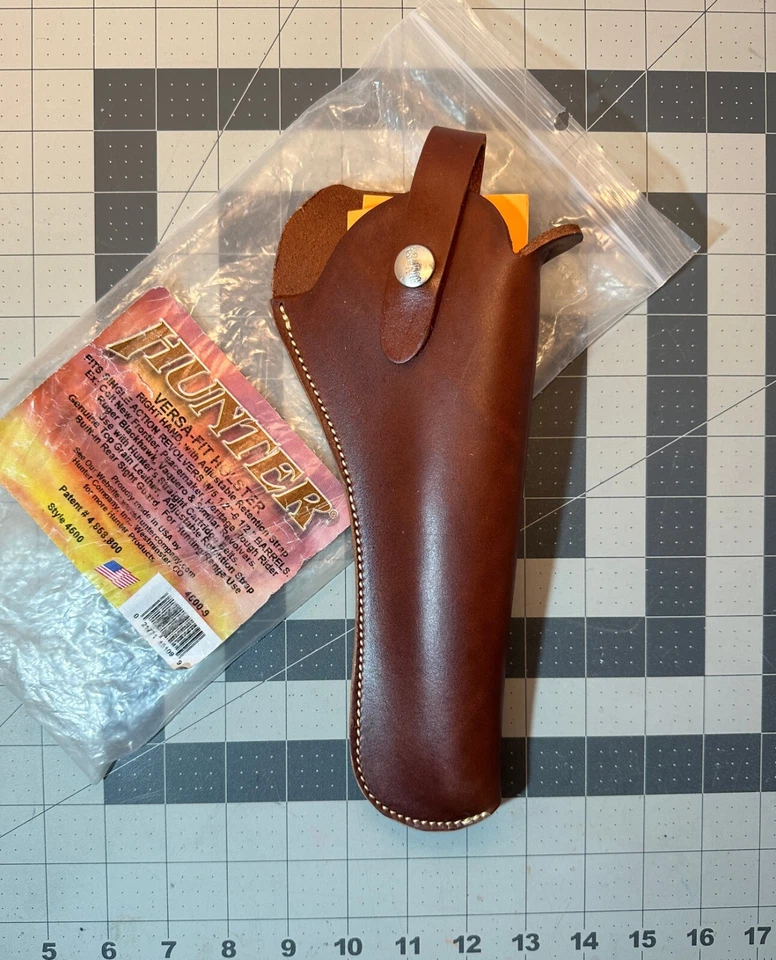 Hunter Company 4500 OWB Holster RH for SINGLE ACTION REVOLVERS w/ BBL 5.5 - 6.5" - Image 1 of 4