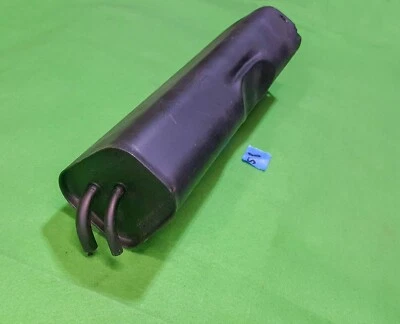 Mercedes-Benz 380SL 1984 de colección: filtro de contaminación de carbón Foto 1 de 4