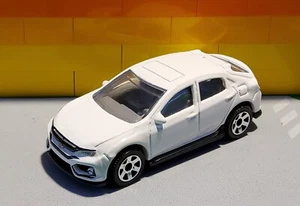 Hot Wheels '17 Honda Civic Hatchback White loose - Picture 1 of 3