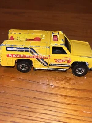 Camión Ranger Race Rescue 1974 Hot Wheels amarillo - astillado Foto 1 de 4