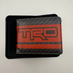 Toyota TRD Herren Bi Fold Geldbörse Schwarz Rot Neu Etui Tundra Camry 4Runner Tacoma - Bild 1 von 5